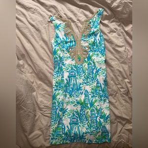 Lilly Pulitzer Print Shift Dress with Gold Appliqué - Size 4